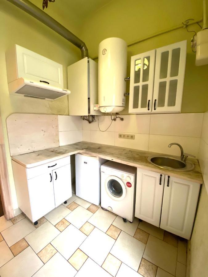 Квартира Подобово На Вулиці Валова 21А Leópolis Exterior foto