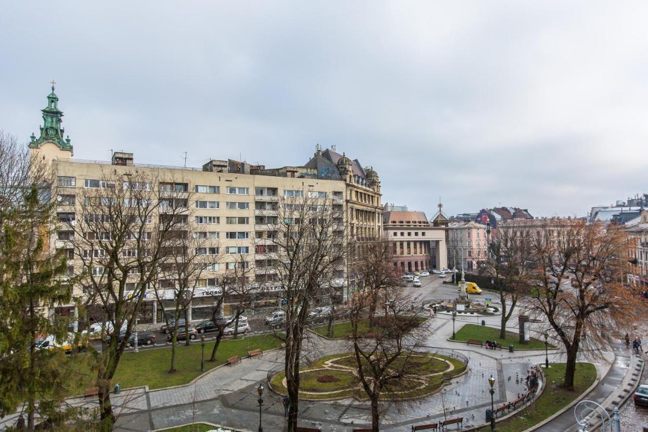 Квартира Подобово На Вулиці Валова 21А Leópolis Exterior foto